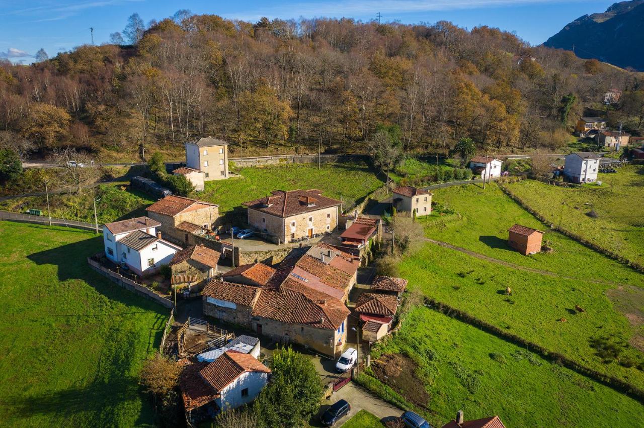 El Palacete Sonado O La Roza (Asturias) Exterior foto