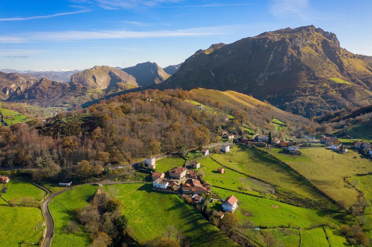 El Palacete Sonado O La Roza (Asturias) Exterior foto